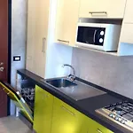 Διαμέρισμα Welcoming Flat With A Large Terrace-beahost