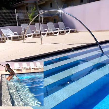 Welcoming Flat With A Large Terrace-beahost *