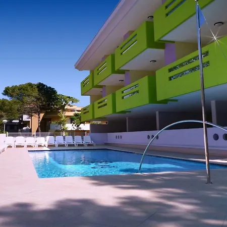Welcoming Flat With A Large Terrace-beahost * Bibione
