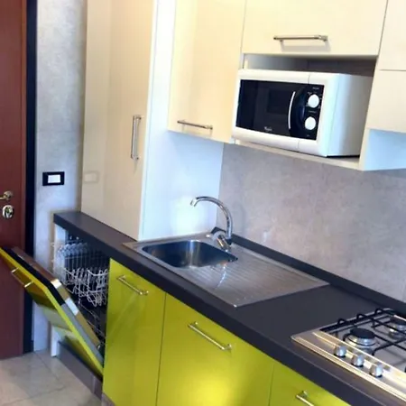 Welcoming Flat With A Large Terrace-beahost